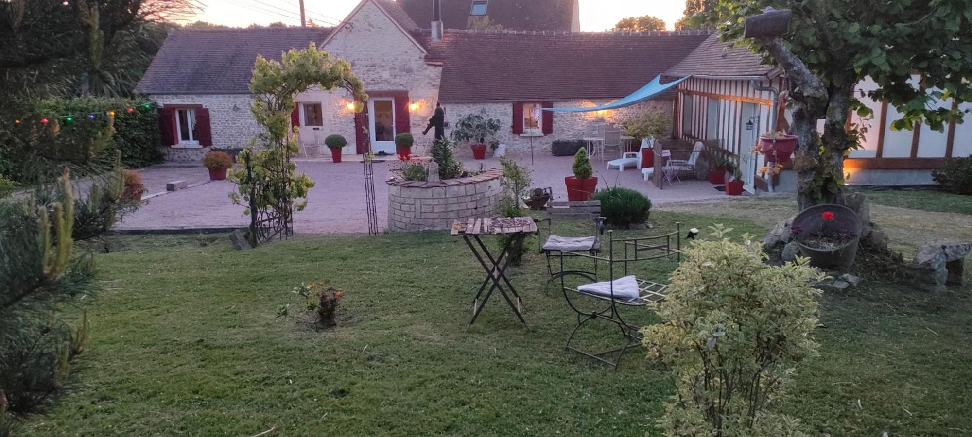 Les Lys Jolie Suite Parentale Privative Deux Adultes Avec Sdd Pertheville-Ners Exterior foto