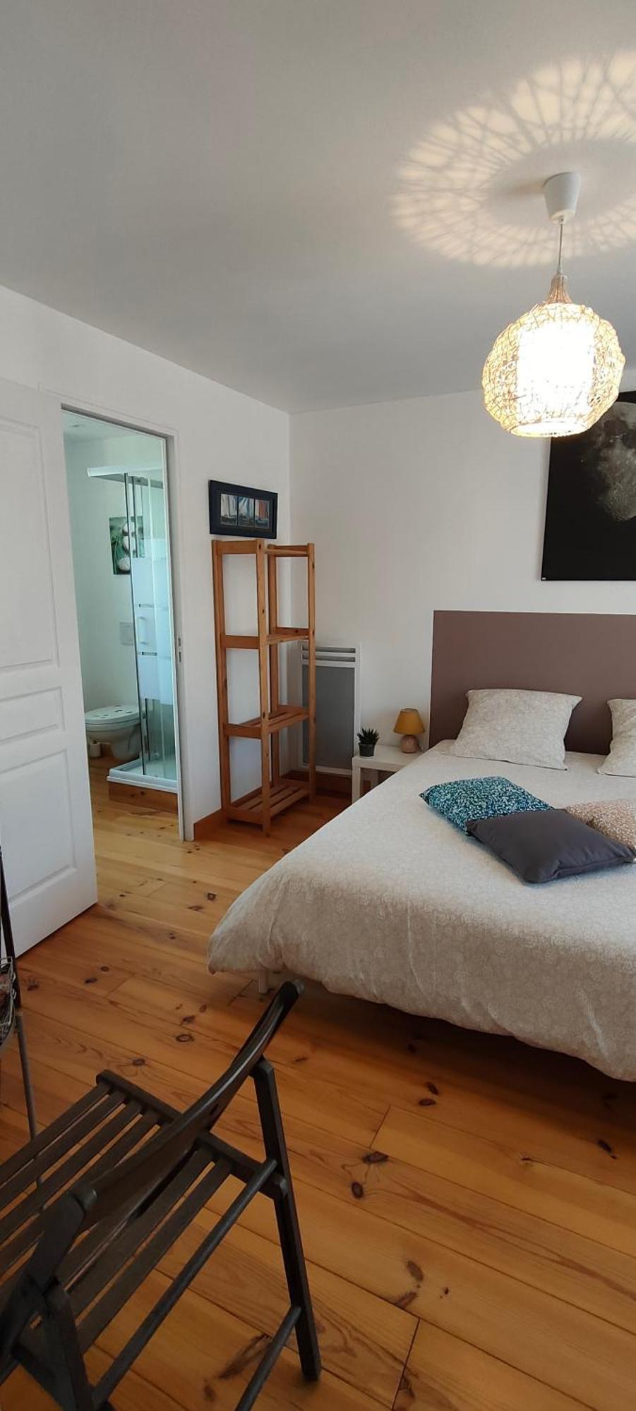 Les Lys Jolie Suite Parentale Privative Deux Adultes Avec Sdd Pertheville-Ners Exterior foto